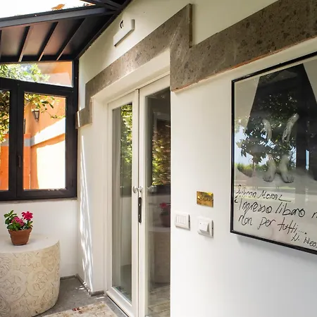 Hero's Garden Relais