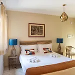 Apart-hotel Hero's Garden Relais 4*