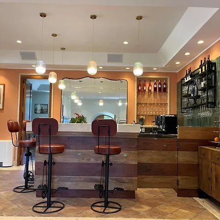 Апарт-отель Hero's Garden Relais 4*