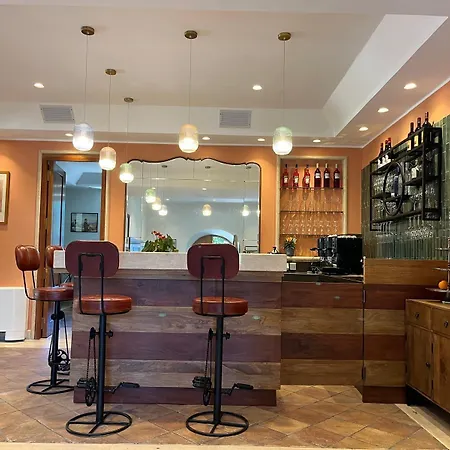 Hero's Garden Relais Aparthotel 4*
