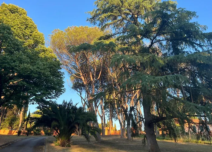 Апарт-отель Hero's Garden Relais 4*